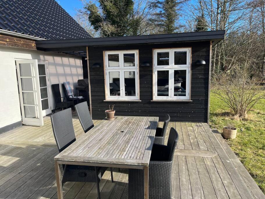 Dejligt Stort Hus Med Spa Ольбек Экстерьер фото